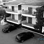 Apartment Akrogiali Restaurant
