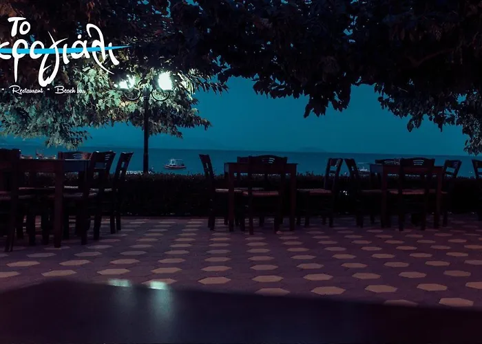 Akrogiali Restaurant * Xiropigado