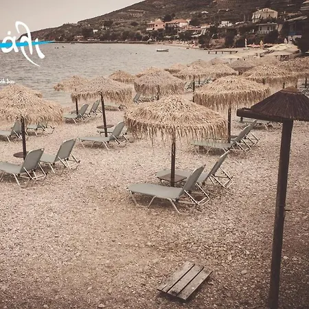 Akrogiali Restaurant Apartment Xiropigado