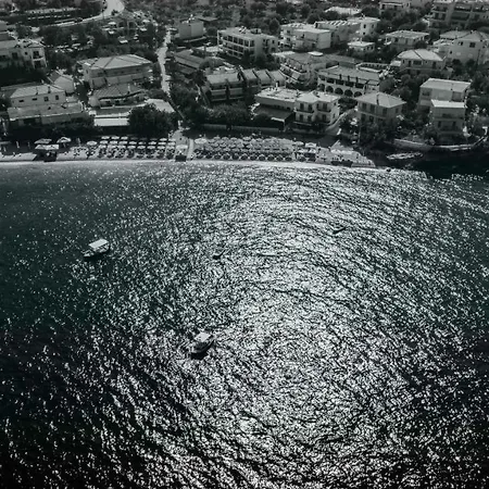 Akrogiali Restaurant