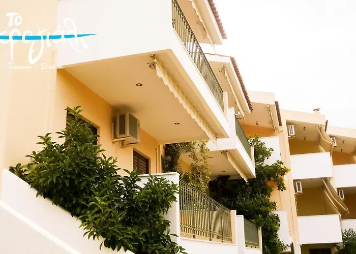 Akrogiali Restaurant Xiropigado