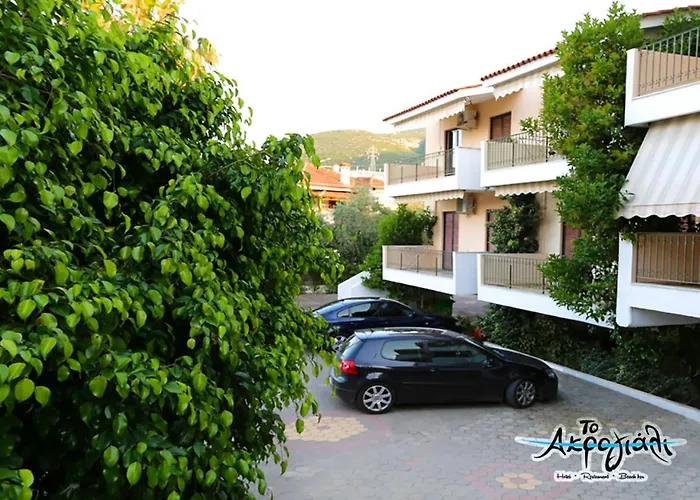 Akrogiali Restaurant Apartment *