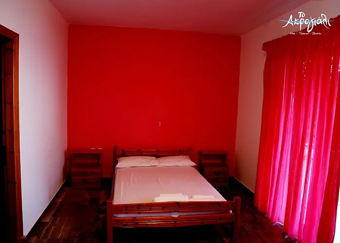 Akrogiali Restaurant Xiropígado